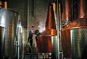 A brand new gin joint