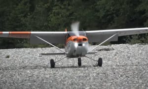 FRIDAY FLYING VIDEO: C182 on a Gravel Bar
