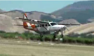 FRIDAY FLYING VIDEO: C208 v FU24