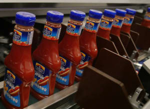 Gebo Cermex takes care with speedy bottle infeed system