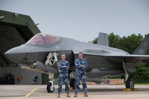 F-35 program insiders