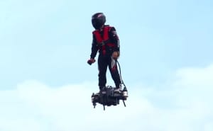 FRIDAY FLYING VIDEO: Flyboard