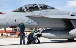US Navy's F/A-18 IRST flight trials