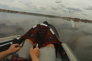 FRIDAY FLYING VIDEO: Lake Keepit Glider
