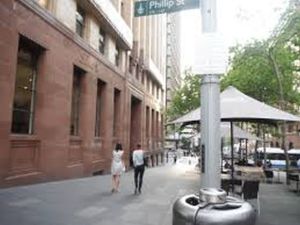 Lindt remembers