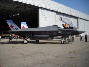 Canada's interim Super Hornet option takes shape