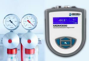 Portable hygrometer keeps moisture levels low