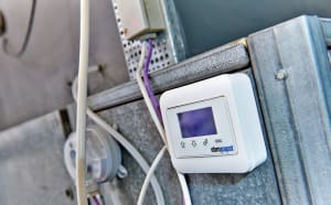 Integrating fans into BAS/BMS
