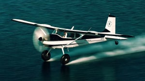 FRIDAY FLYING VIDEO: Waterski Record