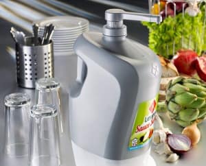 A waste-reducing sauce dispenser