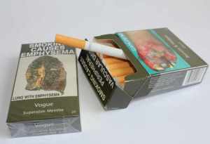 Ugly packs prompt smokers to pause for thought