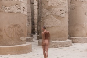 Aussie arrested over nude shoot at ancient Egyptian temple - NSFW
