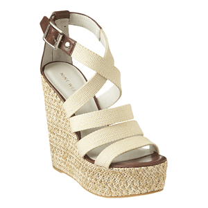 Nine West founder heads east