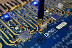 Radar, EW, SATCOM Mixed-Signal applications from ADI/Arrow Electronics