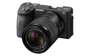 Review: Sony A6600
