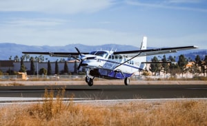 Ampaire flies Eco Caravan