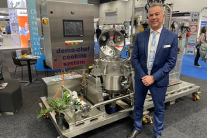 VIDEO: INOX demos cooking systems at AUSPACK