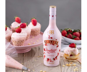 Baileys celebrates summer with Strawberries & Cream