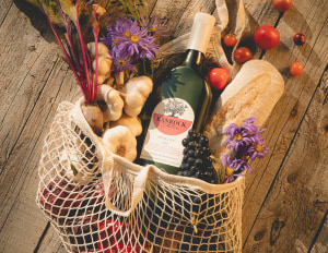Aussie eco-wine launches in flat bottles in UK