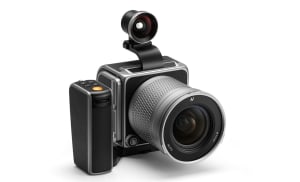 Hasselblad has released a $20k 907X 'Anniversary Edition' camera kit