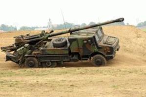 Caesar artillery reaches France