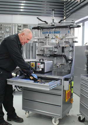 Car-O-Liner's all in one cosmetic repair workstation