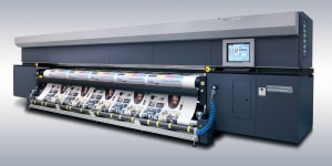 Solutions of grandeur: the big end of wide format