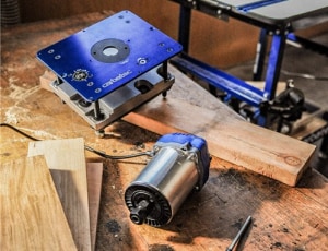 Power and lift: router table purpose-made
