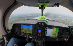 FRIDAY FLYING VIDEO: DA50 to Friedrichshafen