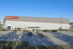 Detpak starts US paper packaging production