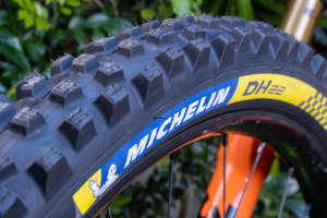 REVIEW: Michelin DH 22 tyres