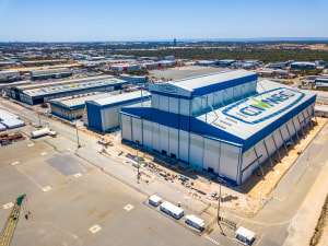 L&uuml;rssen celebrates SME milestones