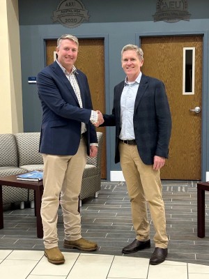 Austal and Birdon sign landing craft MoU