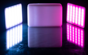 Review: Ulanzi VL120 RGB LED video light