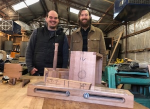 Duncan Meerding: accomplishing "blind" dovetail joinery 