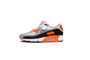 eBay grows sneaker authentication service again