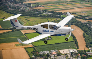 Diamond flies Electric eDA40