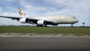 Etihad flies the plastic-free skies