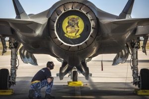 United Technologies to split after Rockwell acquisition