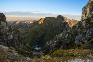 Bushwalking in remote Tassie wilderness