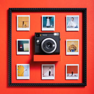 Fujifilm Instax launches retro SQ40