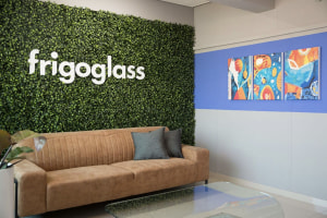 Frigoglass inks Middle East deal 
