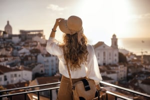 Why mid-priced fashion brands are really struggling
