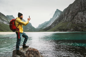 Influencers pay $100 to post from Tas national park