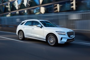 Genesis launches GV70