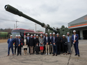 Hanwha hosts Australian industry in South Korea