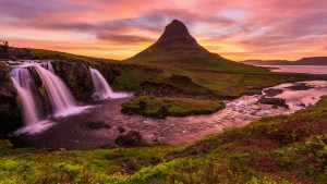 Video: The magic of Iceland in 4k