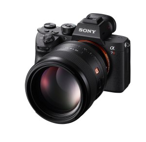 Sony &alpha;7R III 