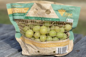 Costa&rsquo;s premium grapes debut in paper bunch bag