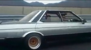 Car sings jingle bells